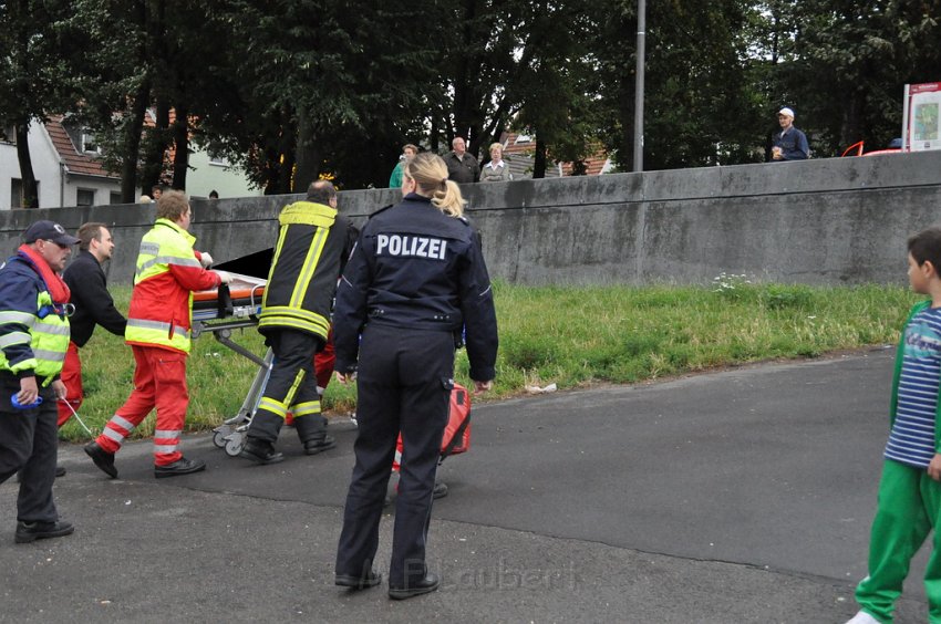 PRhein Koeln Muelheim Hoehe Bootshaus P31.JPG